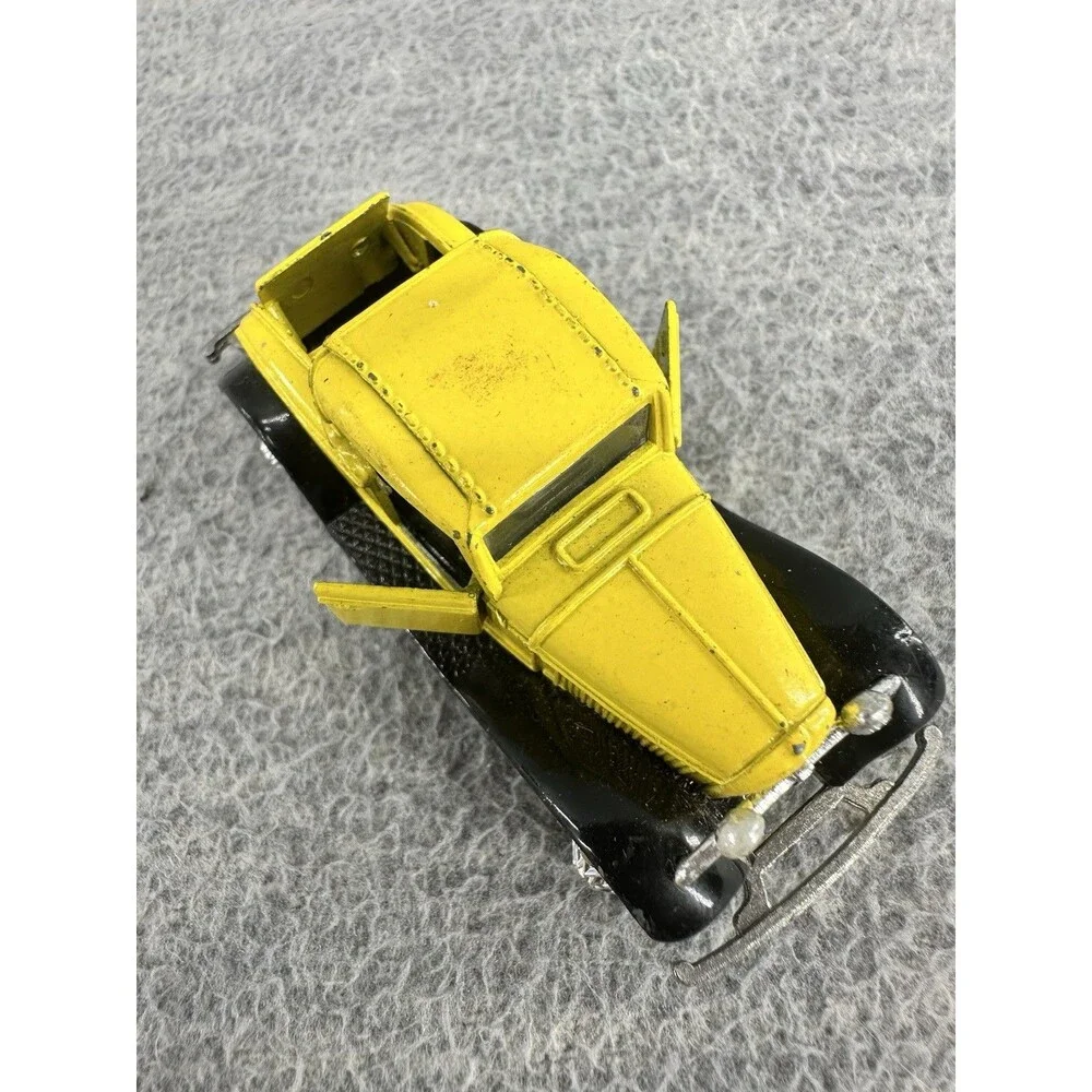ROAD CHAMPS Ford Red Model A Rumble Seat Roadster Yellow Car T5